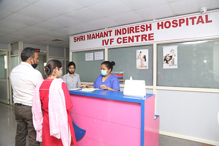 Free IVF camp at Shri Mahant Indiresh Hospital